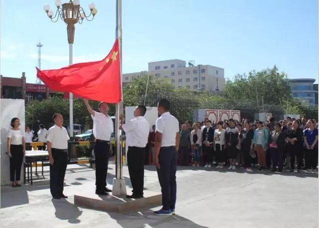 为什么有的职场人每隔一段时间就会厌烦工作?知识星球-传递最新知识,让学习更高效!